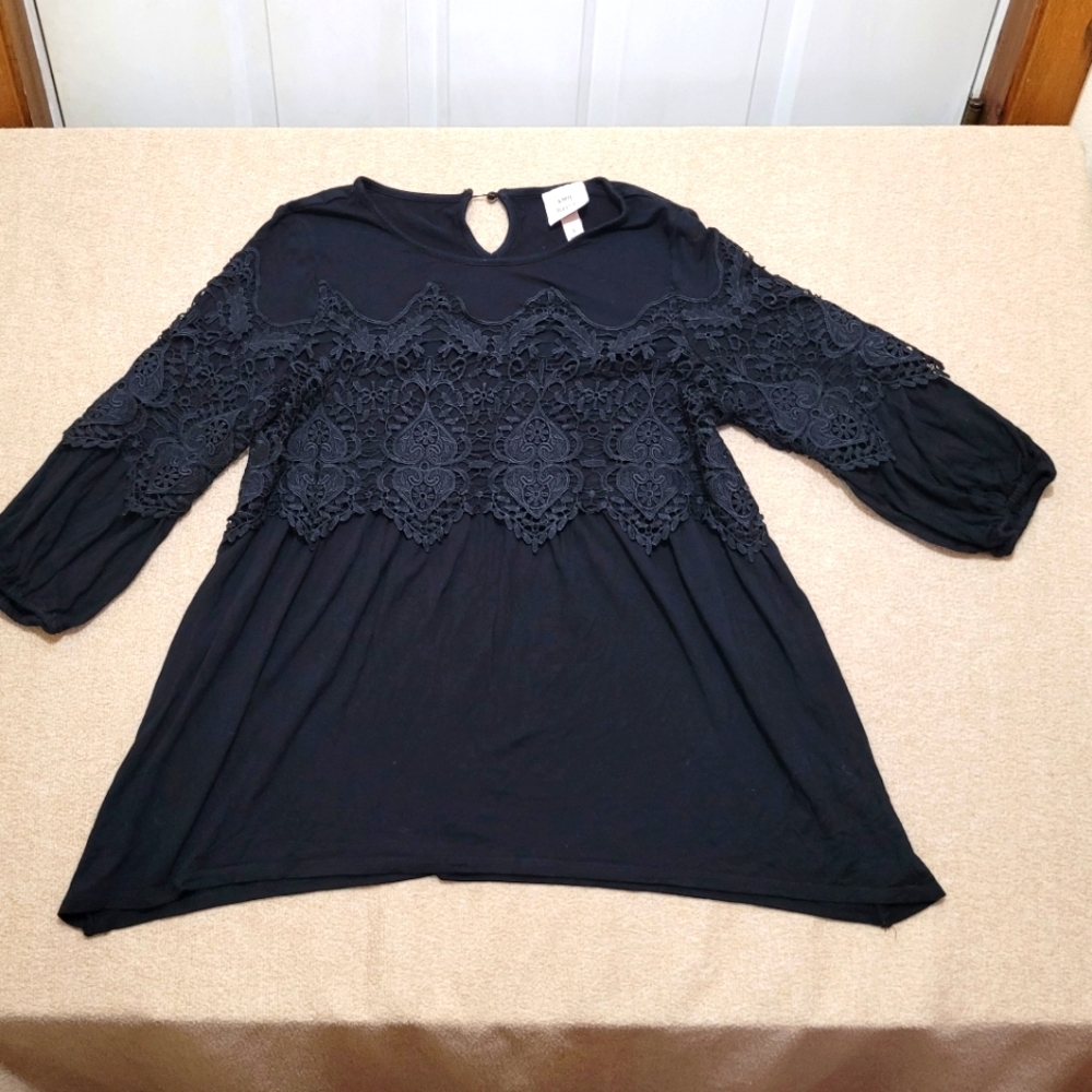 Knox Rose‎ Babydoll Shirt Women Small Black Soft Floral Crochet 3/4 Sleeve Slim
